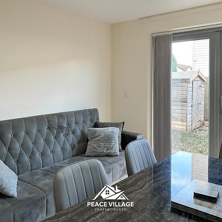 Ashton Co-Living - Private Room Self-Cater Manchester Exterior photo