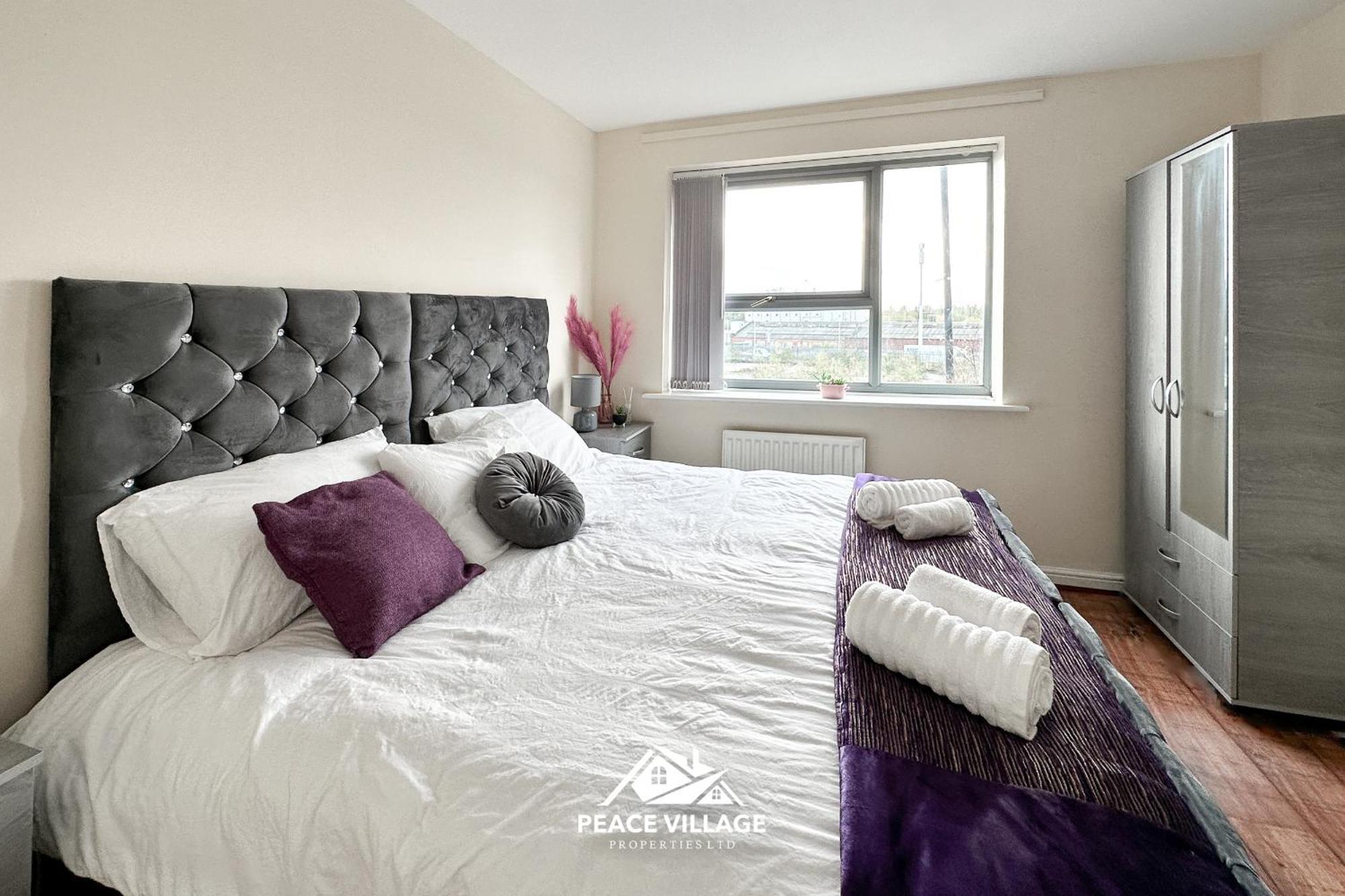 Ashton Co-Living - Private Room Self-Cater Manchester Exterior photo