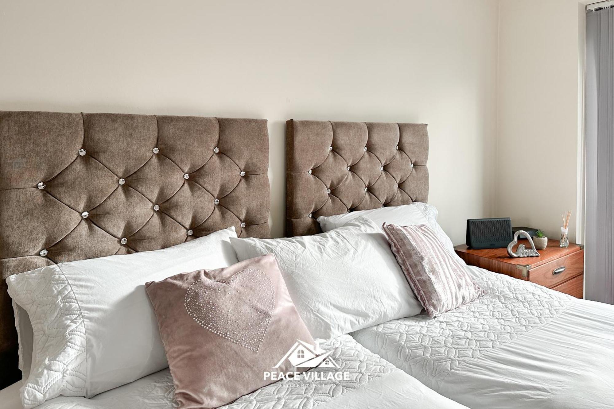 Ashton Co-Living - Private Room Self-Cater Manchester Exterior photo