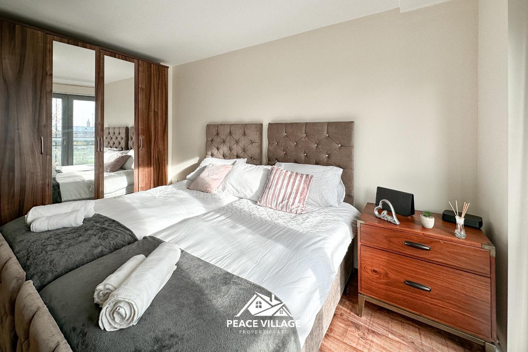 Ashton Co-Living - Private Room Self-Cater Manchester Exterior photo